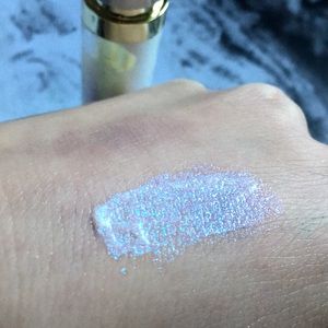 UD Vice Special Effects Lip Topper in White Lie